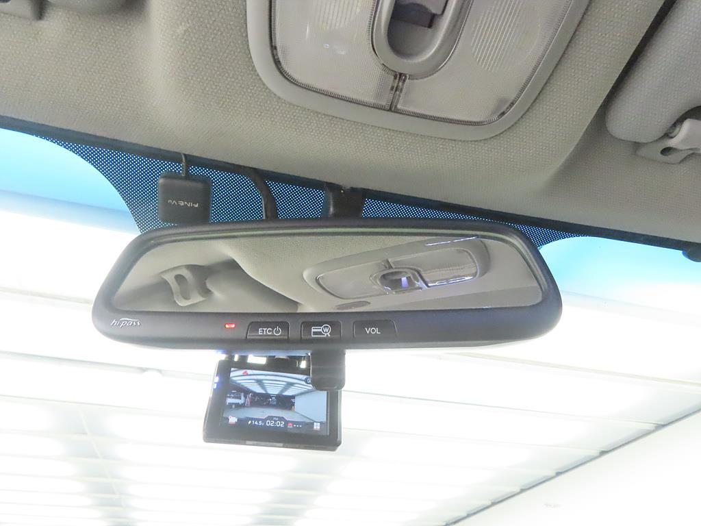 KIA Pride - Vista 12