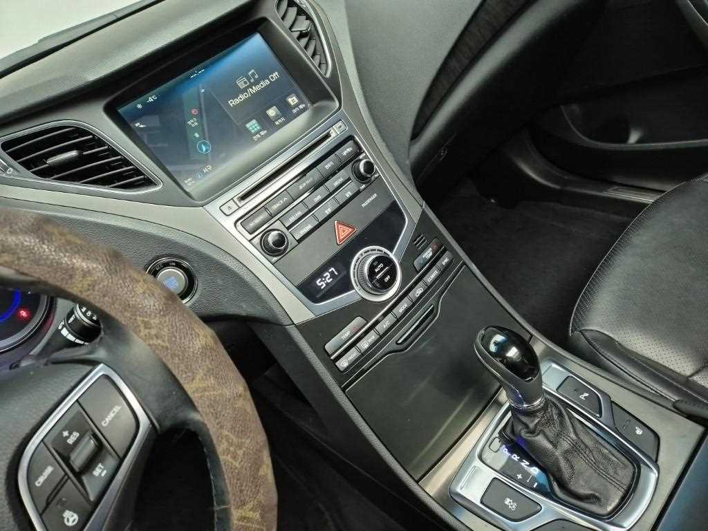 HYUNDAI Grandeur - Vista 10