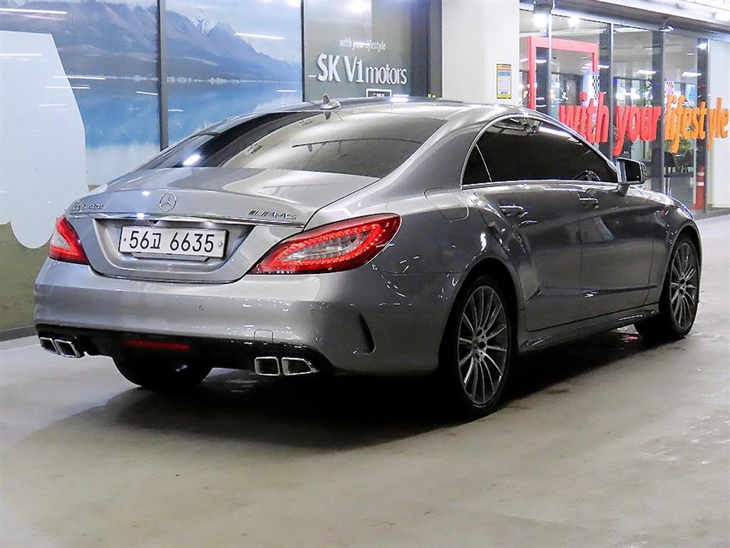 Mercedes Benz CLS Class - Vista 4