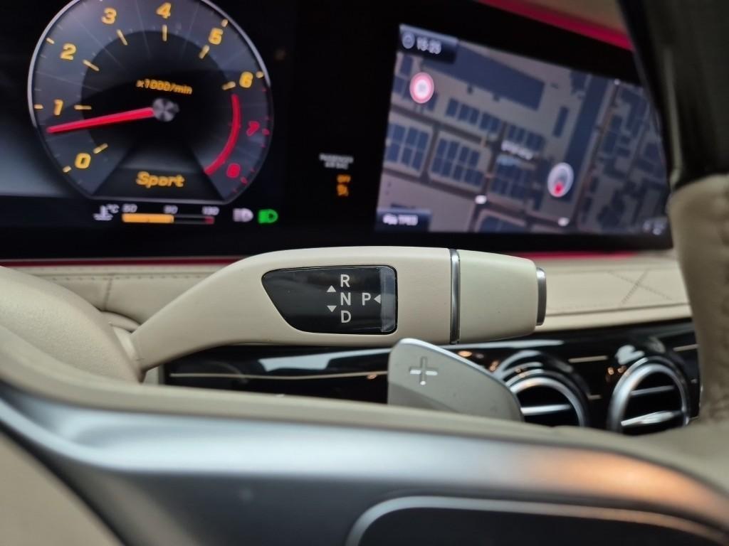 Mercedes Benz S Class - Vista 7