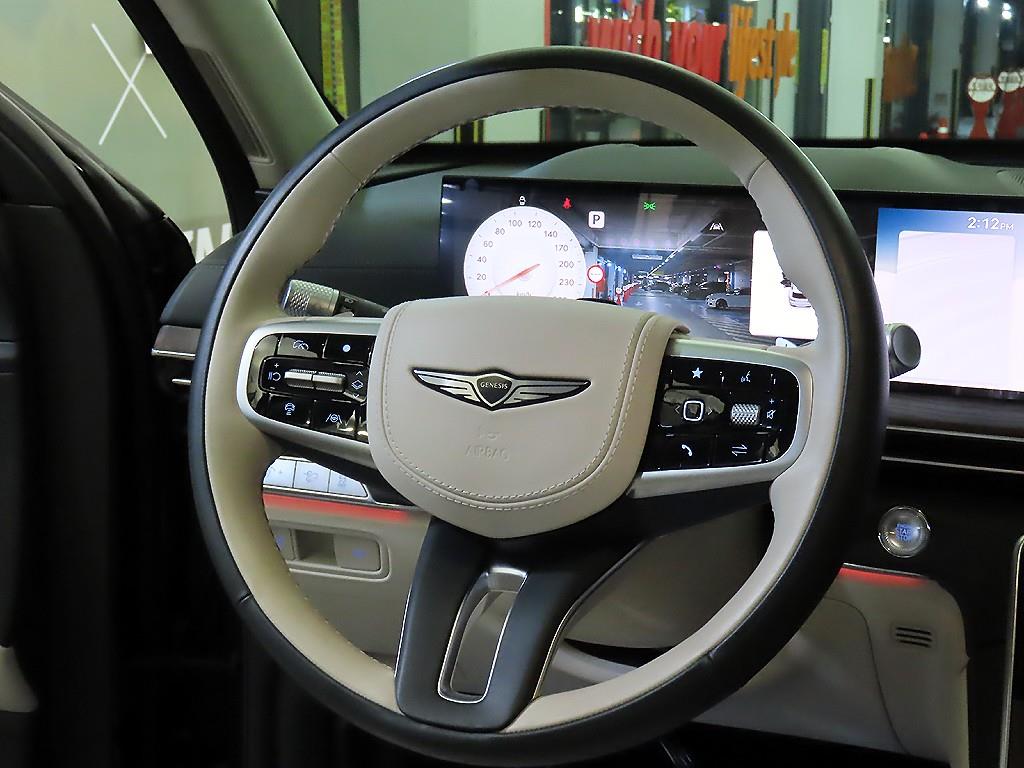 Genesis GV80 - Vista 8