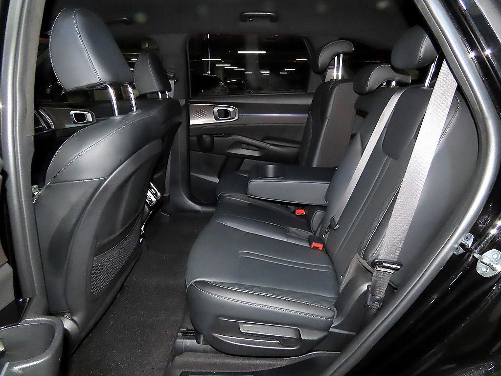 KIA Sorento - Vista 7