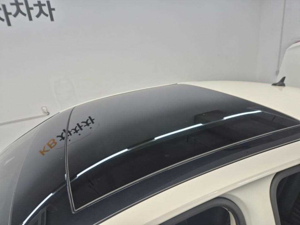 Volkswagen Passat 2018 Blanco - Importación desde Corea - HF Imports Iquique - Foto 13