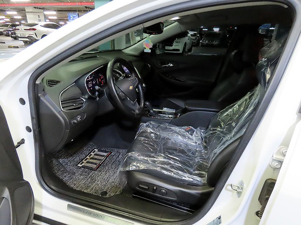 Chevrolet Malibu - Vista 6