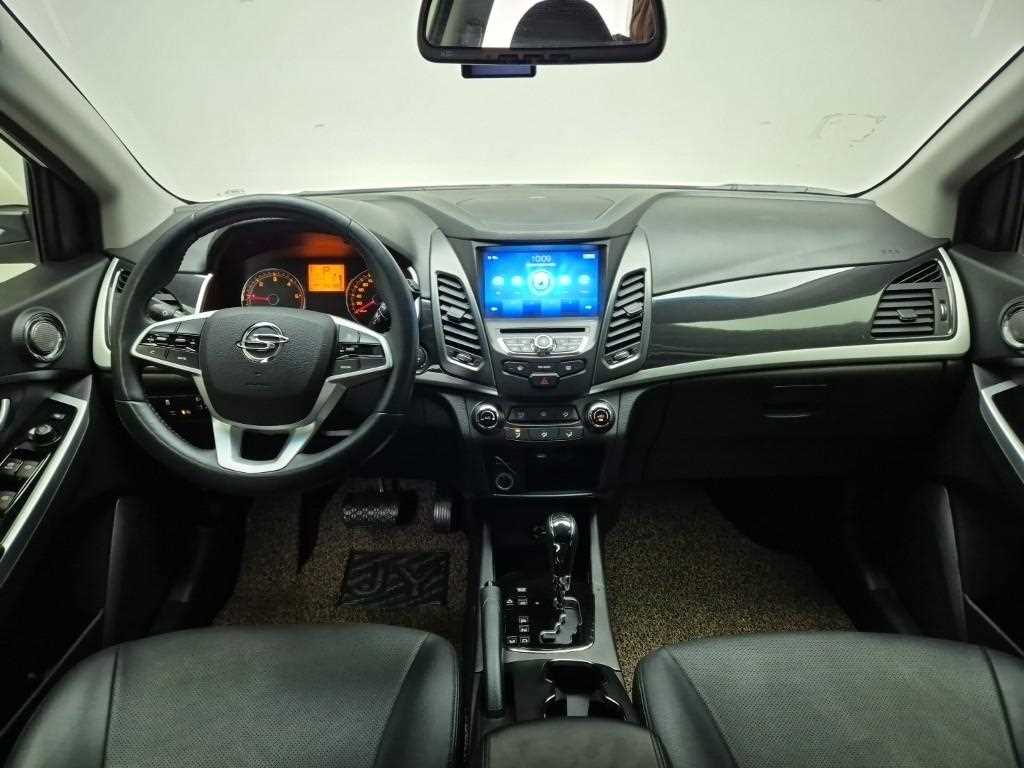 Ssangyong Korando - Vista 7