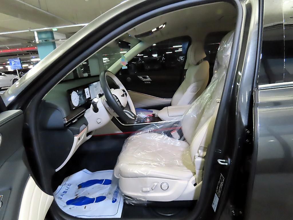 Genesis GV80 - Vista 6