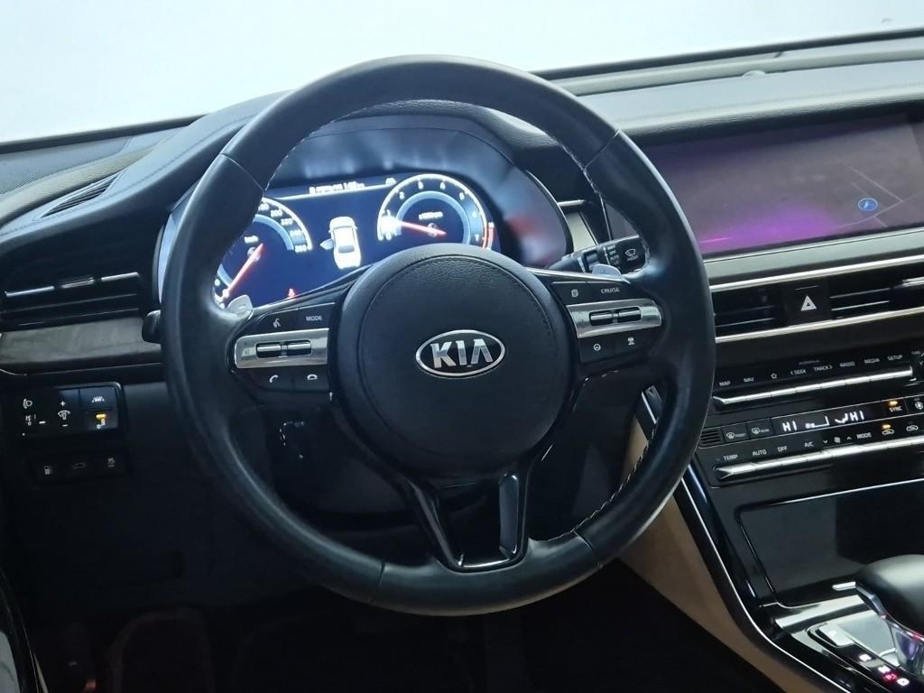 KIA K7 - Vista 9