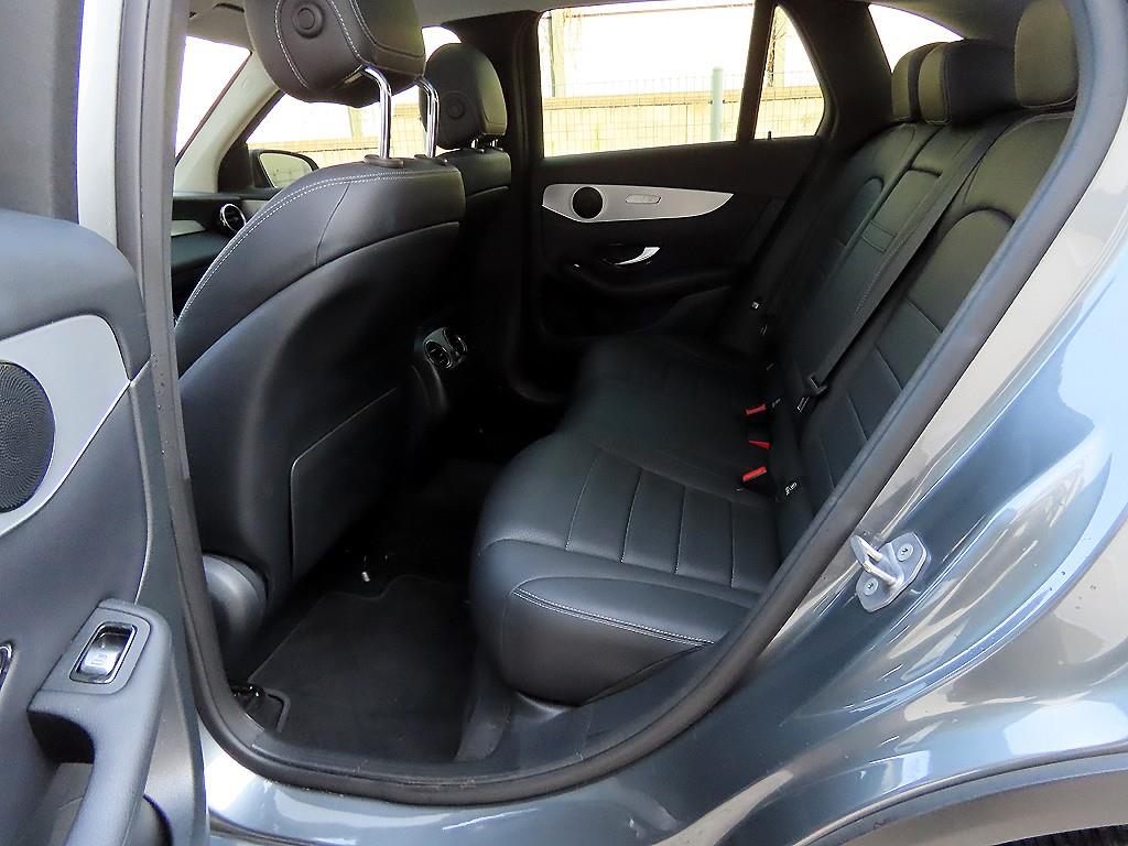 Mercedes Benz GLC Class - Vista 6