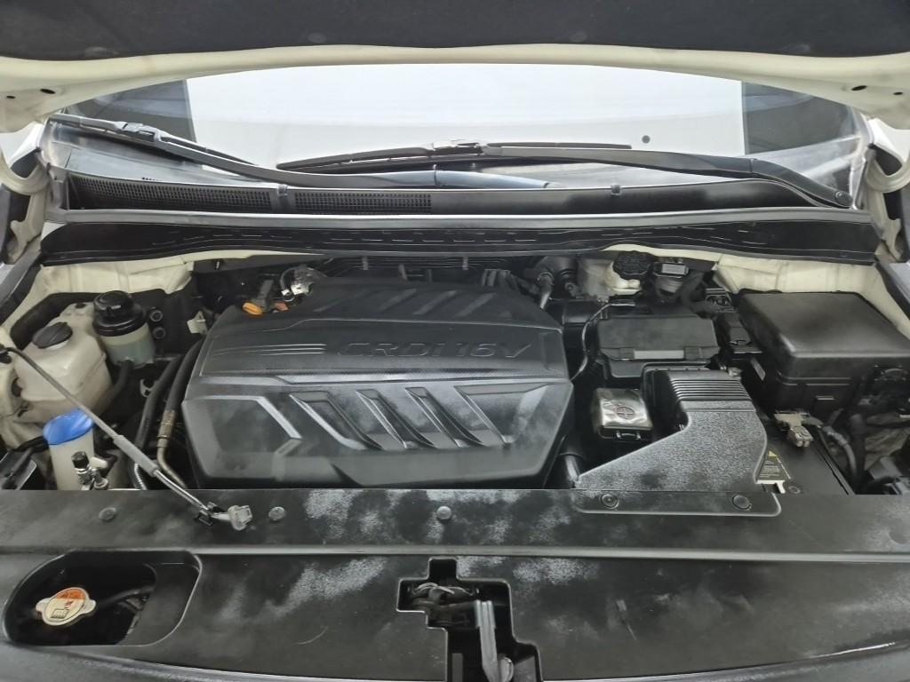 KIA Carnival - Vista 5