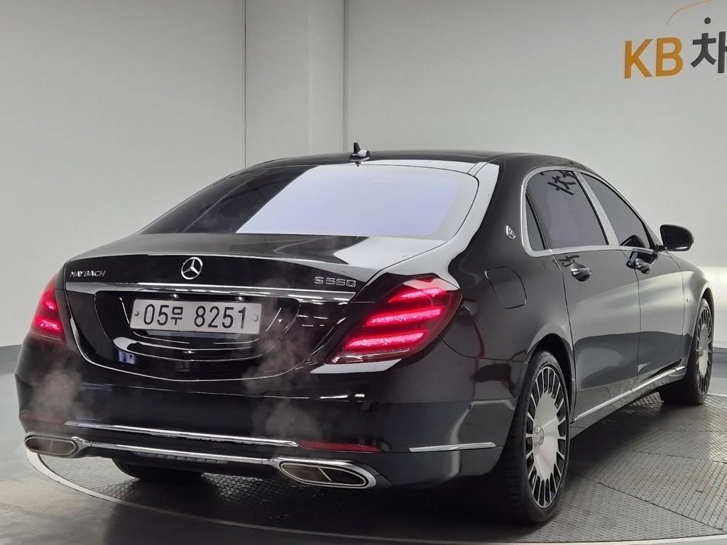 Mercedes Benz S Class - Vista 4