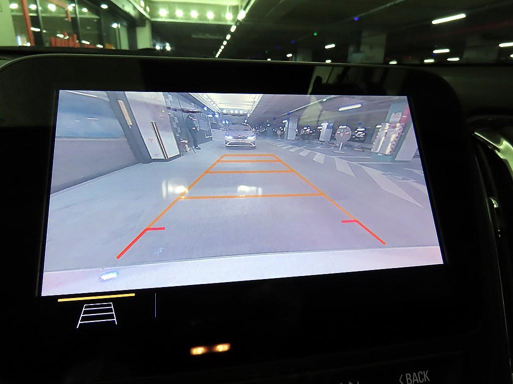 Chevrolet Malibu 2020 Blanco - Importación desde Corea - HF Imports Iquique - Foto 14