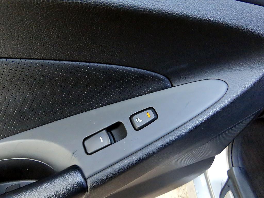 HYUNDAI Sonata 2012 Gris - Importación desde Corea - HF Imports Iquique - Foto 17