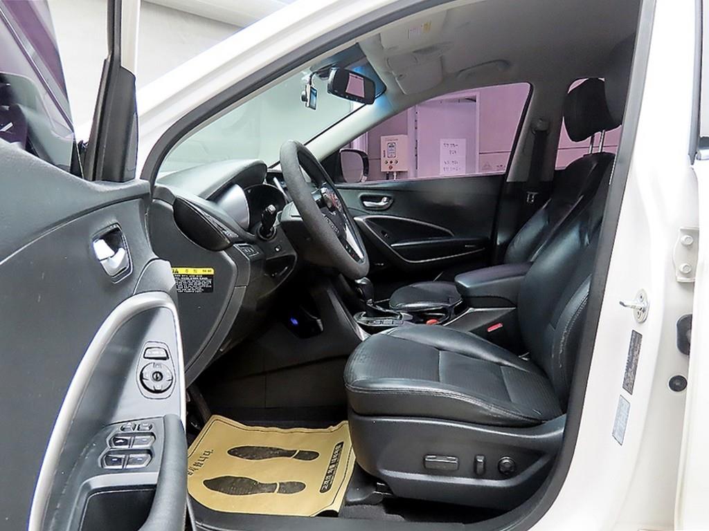 HYUNDAI Santa Fe - Vista 5