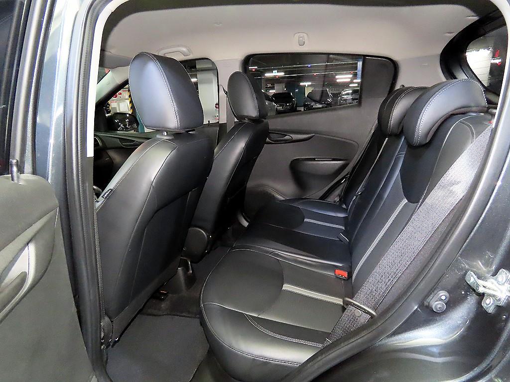 Chevrolet Spark - Vista 7