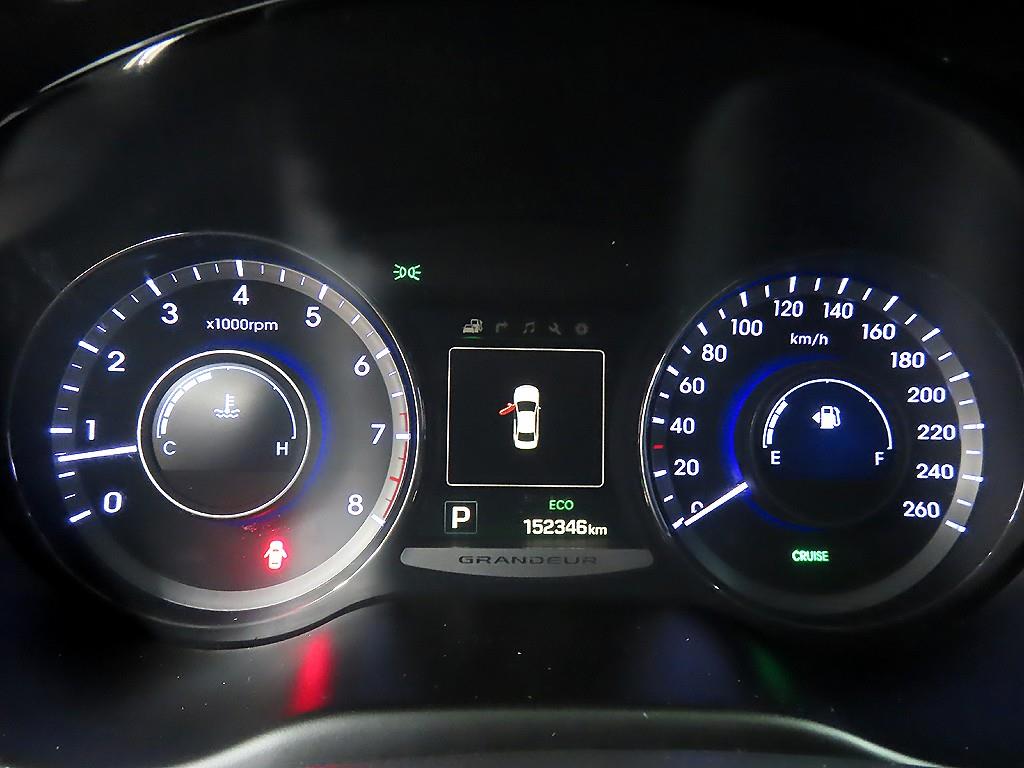 HYUNDAI Grandeur - Vista 8