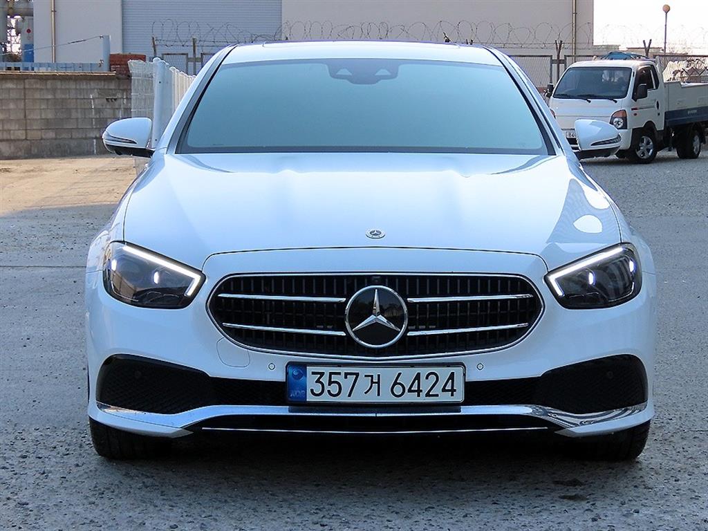 Mercedes Benz E class 2021 - Importación desde Corea - HF Imports Iquique - Foto 1