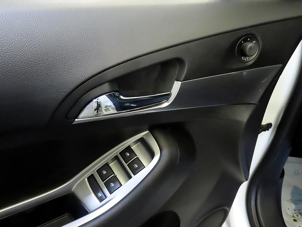 Chevrolet Orlando 2016 Blanco - Importación desde Corea - HF Imports Iquique - Foto 17