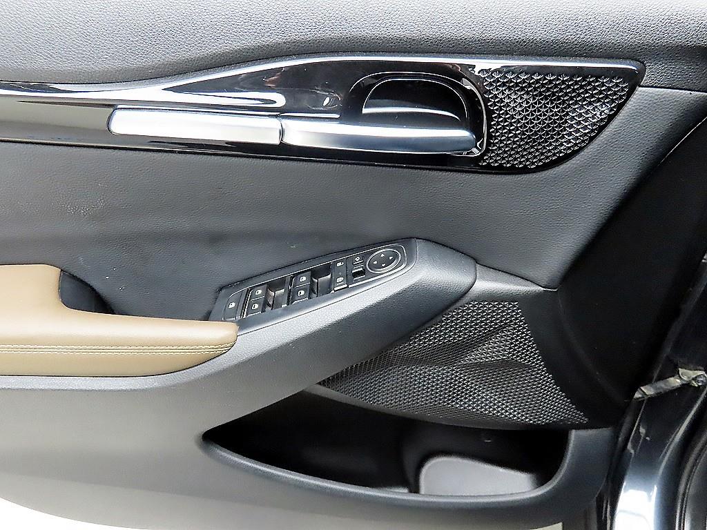 KIA Seltos - Vista 11