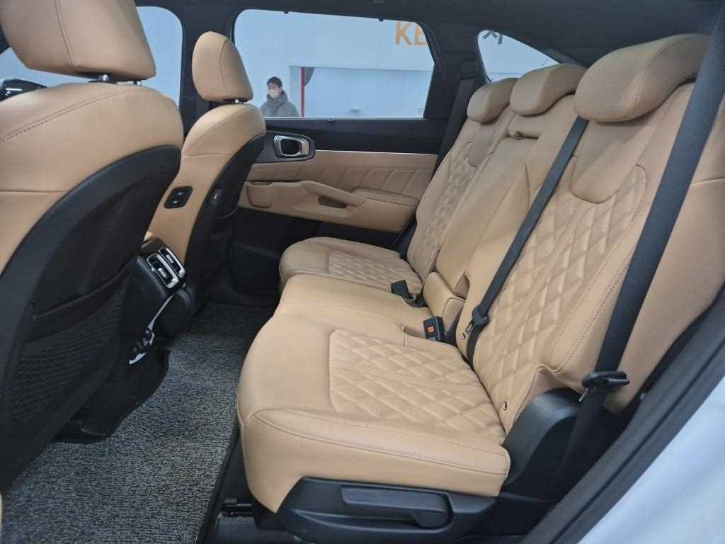 KIA Sorento - Vista 12
