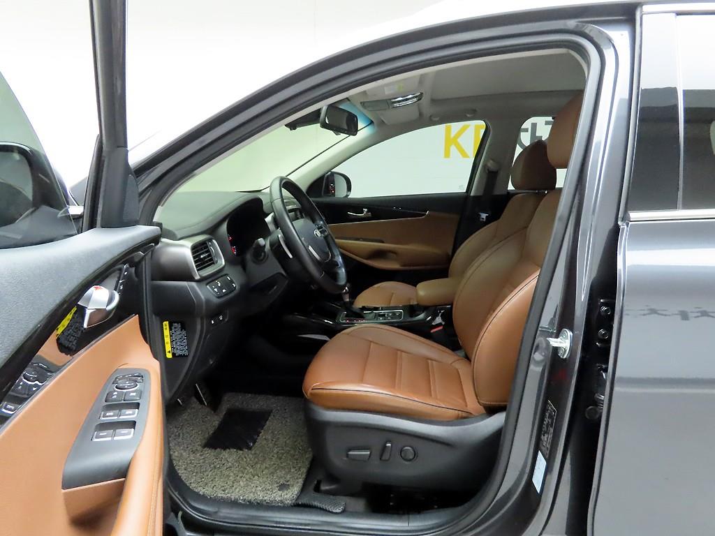 KIA Sorento - Vista 9