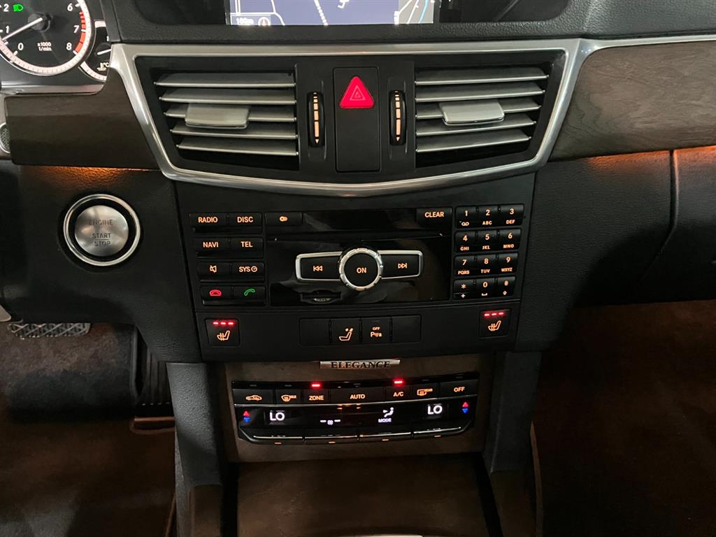 Mercedes Benz E class - Vista 11