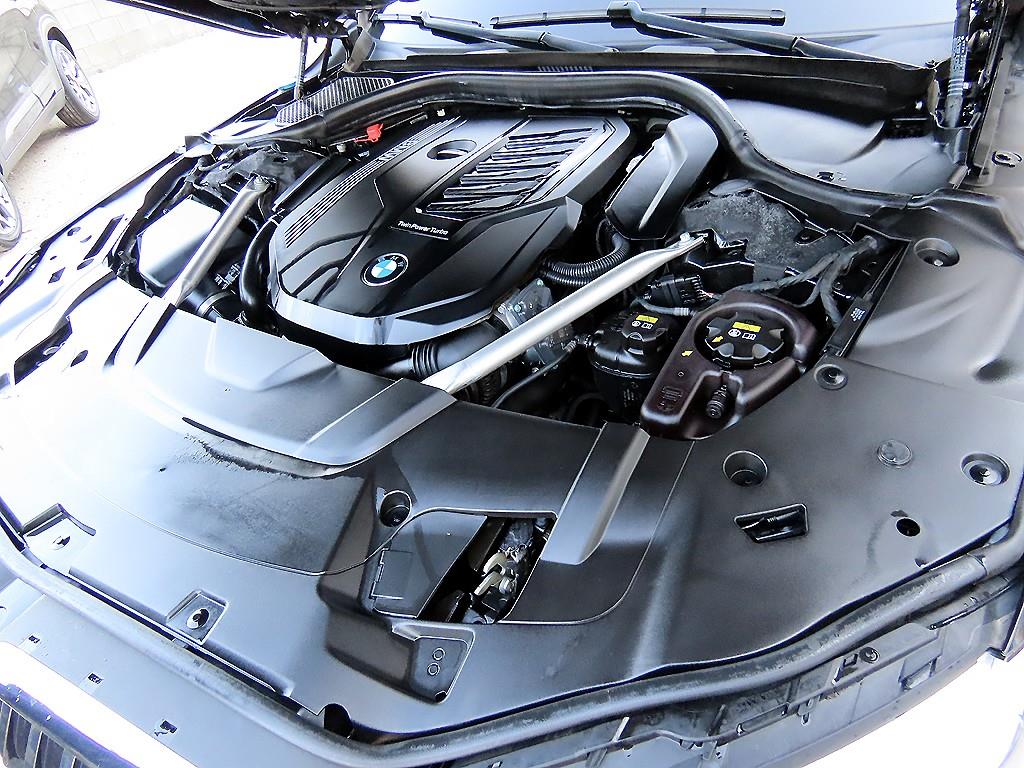 BMW 7 Series 2022 Negro - Importación desde Corea - HF Imports Iquique - Foto 19