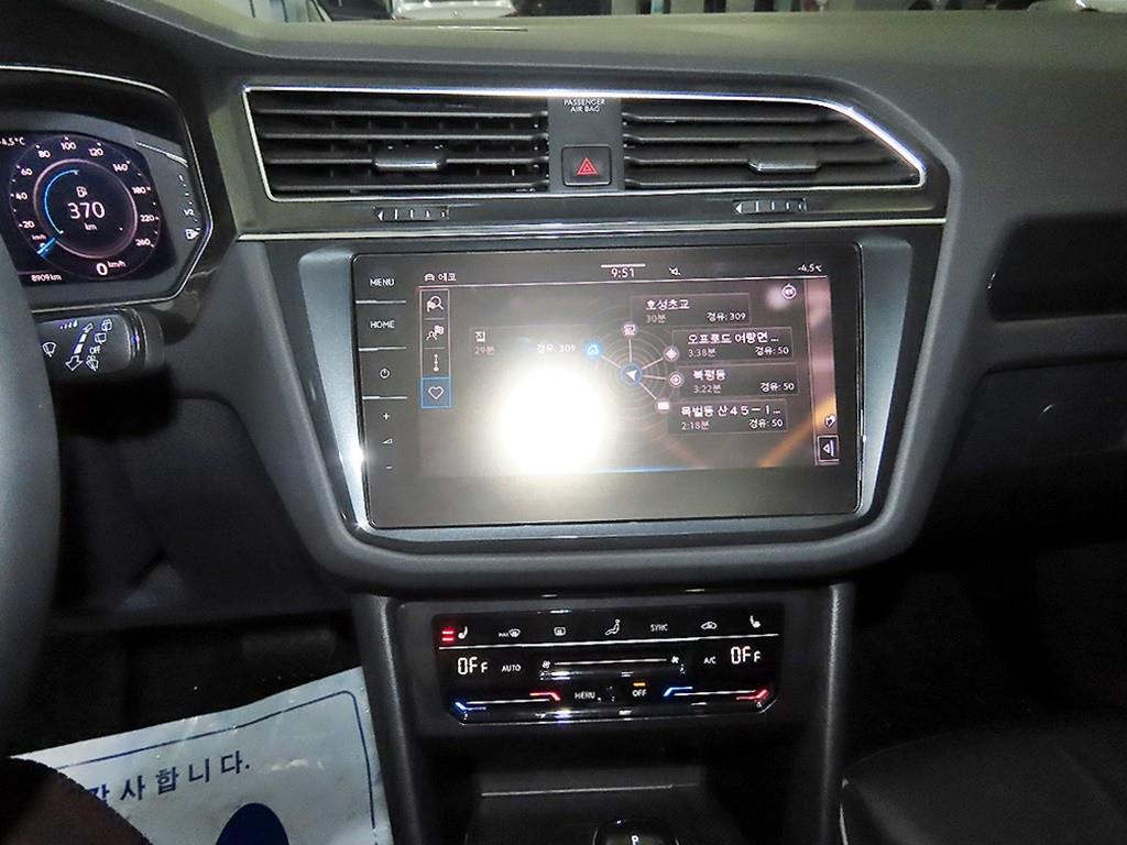 Volkswagen Tiguan - Vista 11