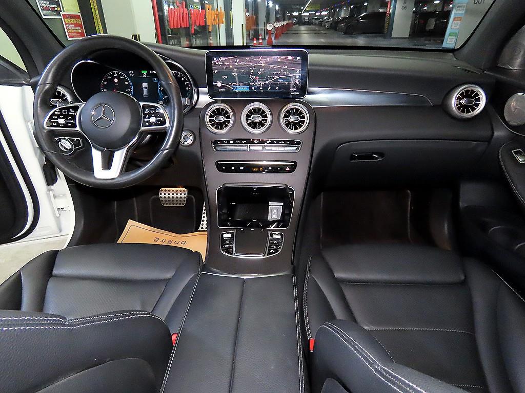 Mercedes Benz GLC Class - Vista 10