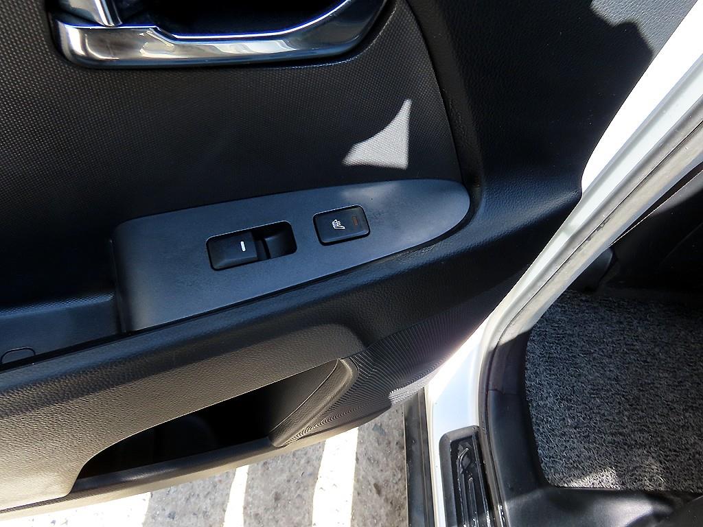 KIA Sportage 2013 Plateado - Importación desde Corea - HF Imports Iquique - Foto 17