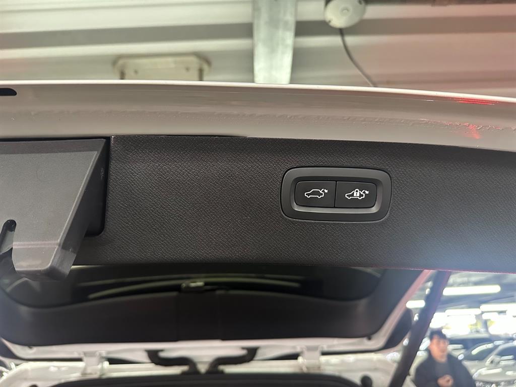 Volvo XC90 2020 Blanco - Importación desde Corea - HF Imports Iquique - Foto 18