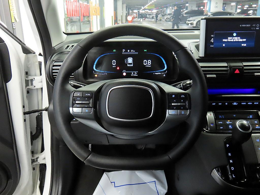 HYUNDAI Casper - Vista 8