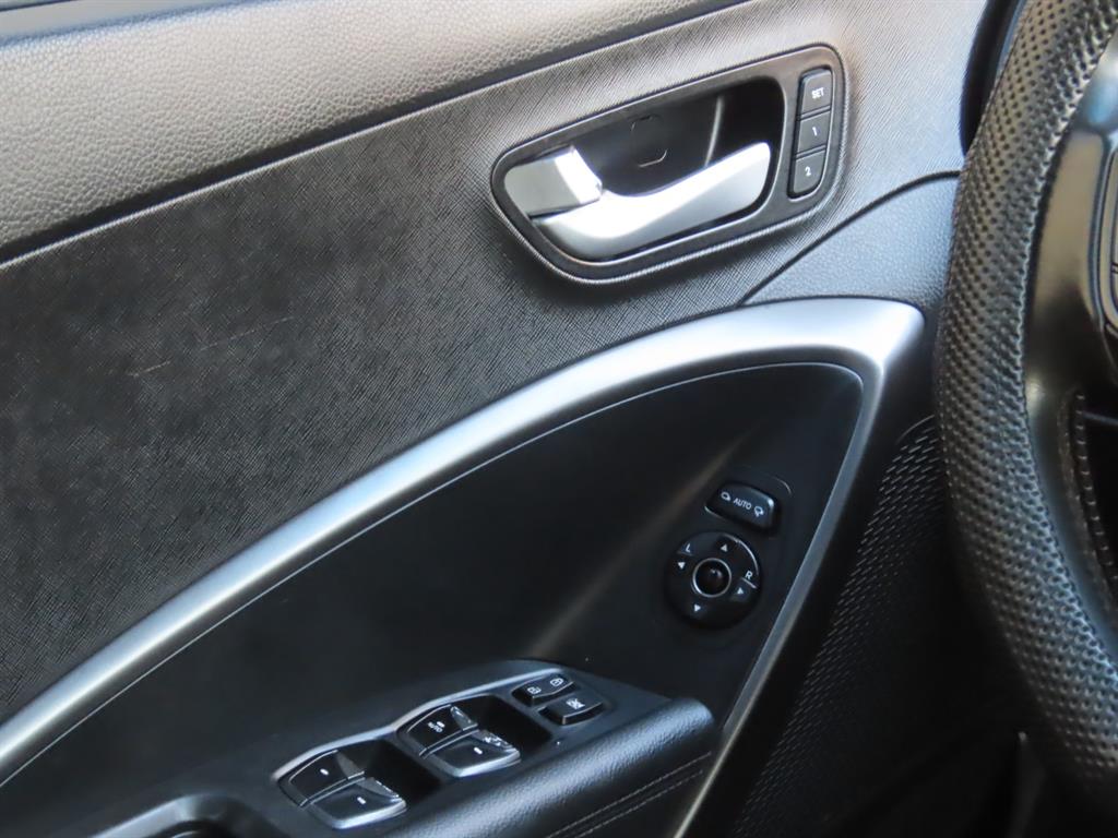 HYUNDAI Santa Fe 2016 Blanco - Importación desde Corea - HF Imports Iquique - Foto 12