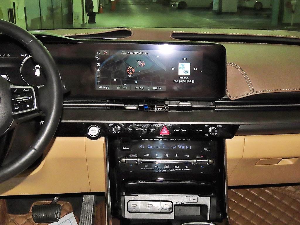 KIA Carnival - Vista 11