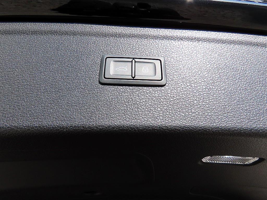 Audi Q5 2023 Negro - Importación desde Corea - HF Imports Iquique - Foto 17