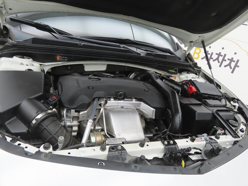 Chevrolet Malibu 2022 Blanco - Importación desde Corea - HF Imports Iquique - Foto 19