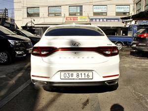 HYUNDAI Grandeur - Vista 6