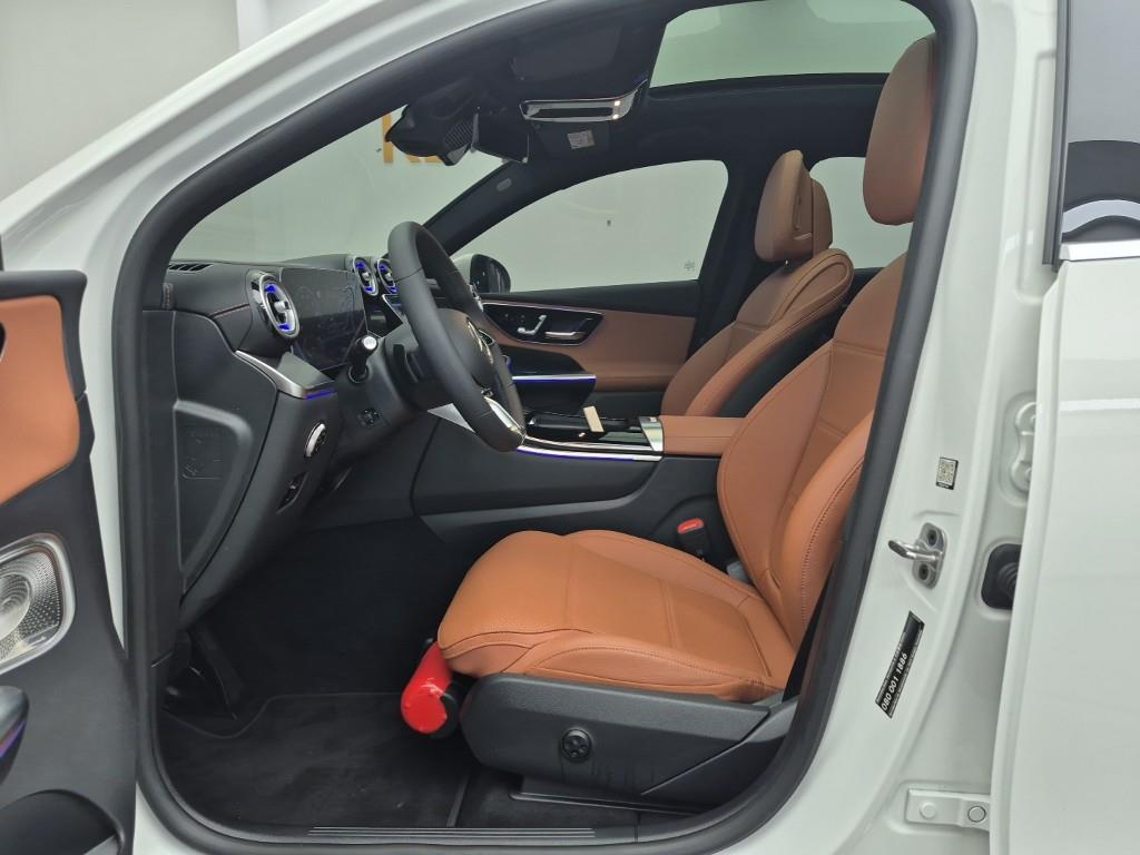 Mercedes Benz GLC Class - Vista 11