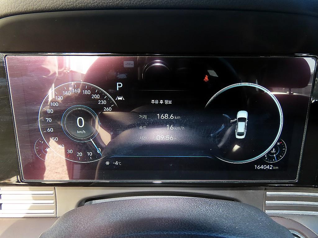 HYUNDAI Grandeur - Vista 9