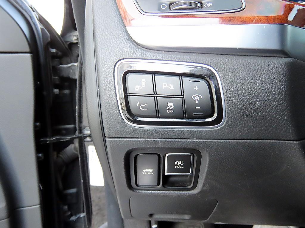 HYUNDAI Equus 2014 Negro - Importación desde Corea - HF Imports Iquique - Foto 13