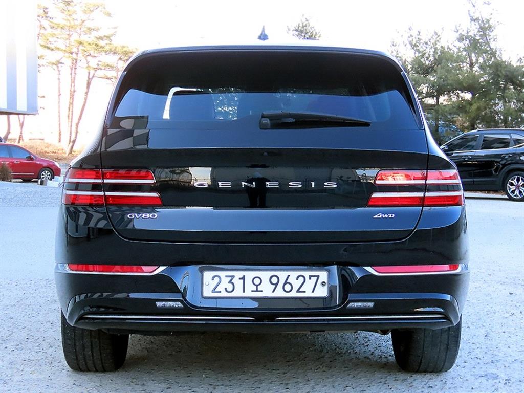 Genesis GV80 - Vista 4