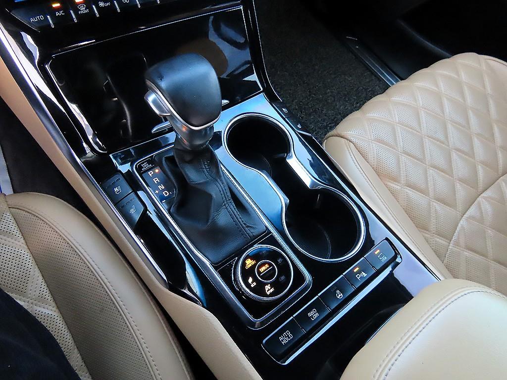 KIA Mohave - Vista 11