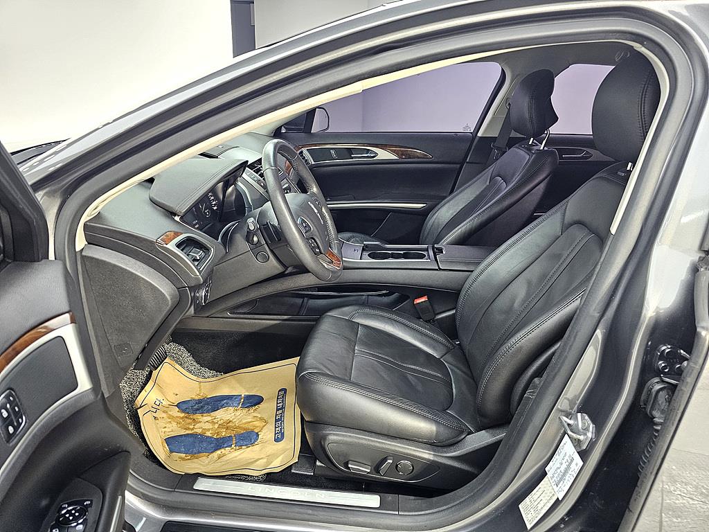 Lincoln MKZ - Vista 8