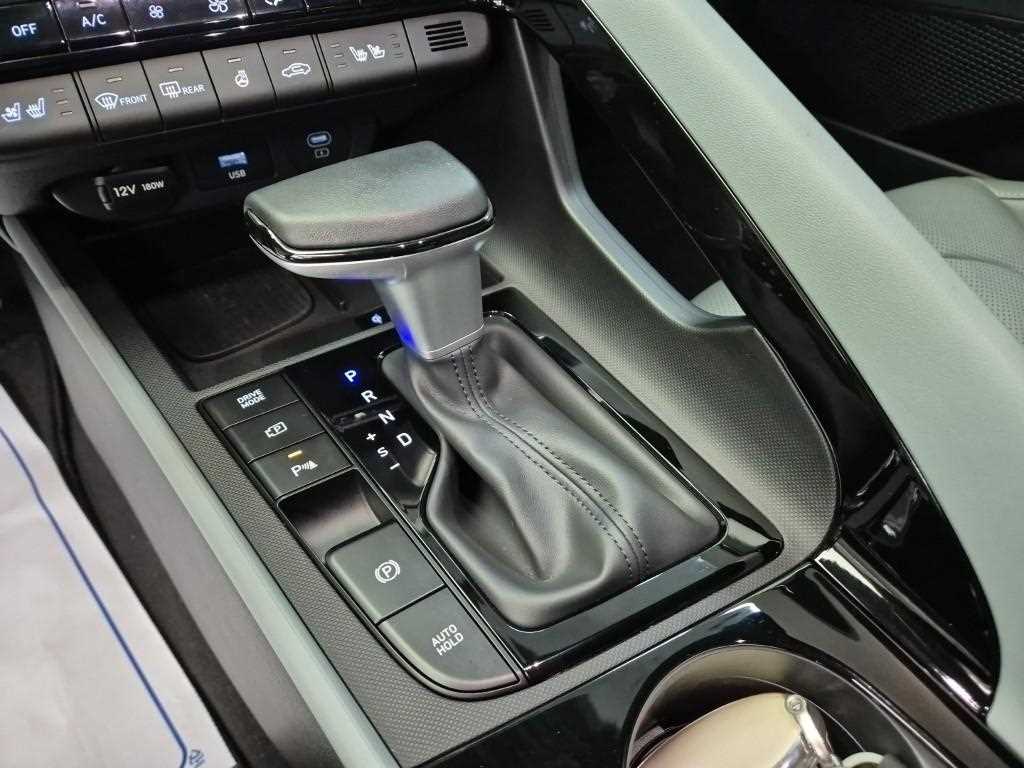 HYUNDAI Avante - Vista 8