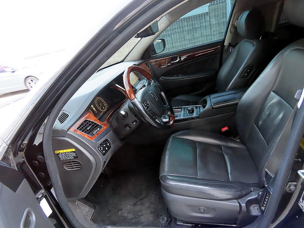 HYUNDAI Equus - Vista 5