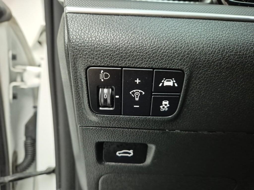 KIA K5 2021 Blanco - Importación desde Corea - HF Imports Iquique - Foto 18