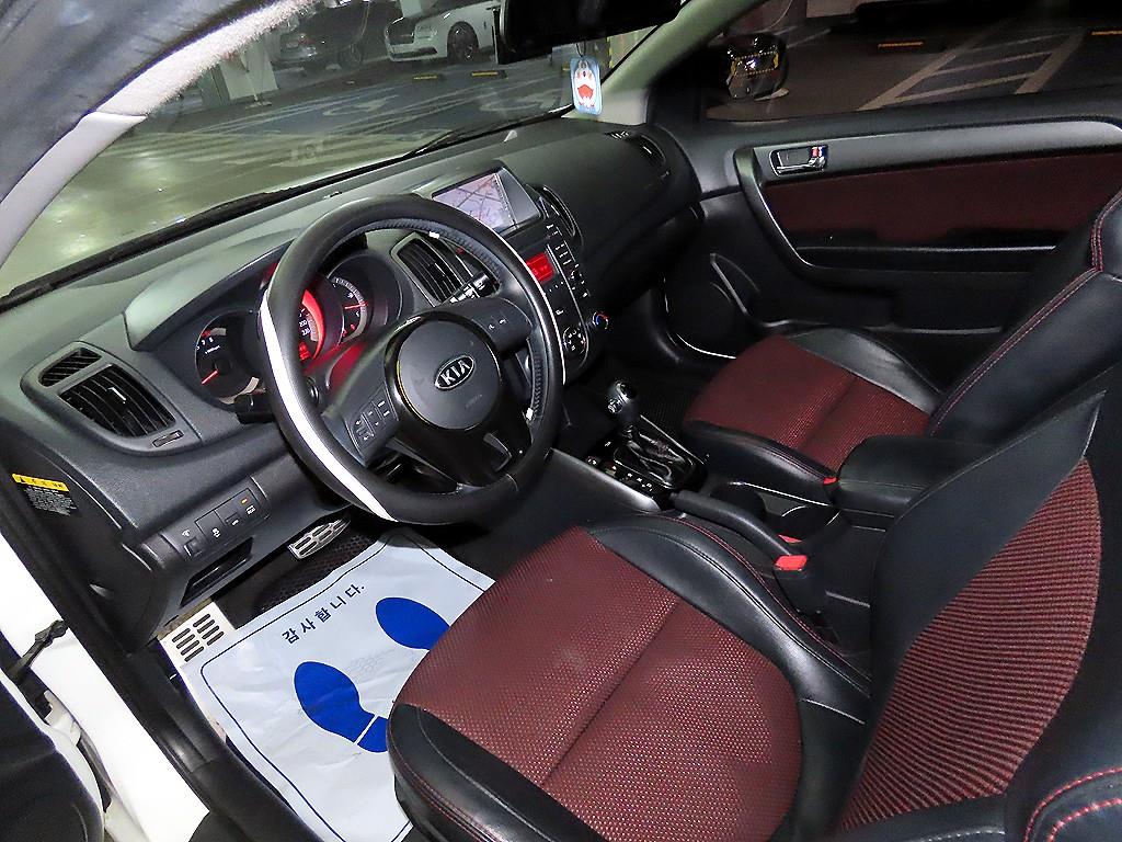 KIA Forte - Vista 10