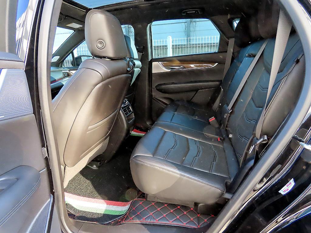 Cadillac XT5 - Vista 6