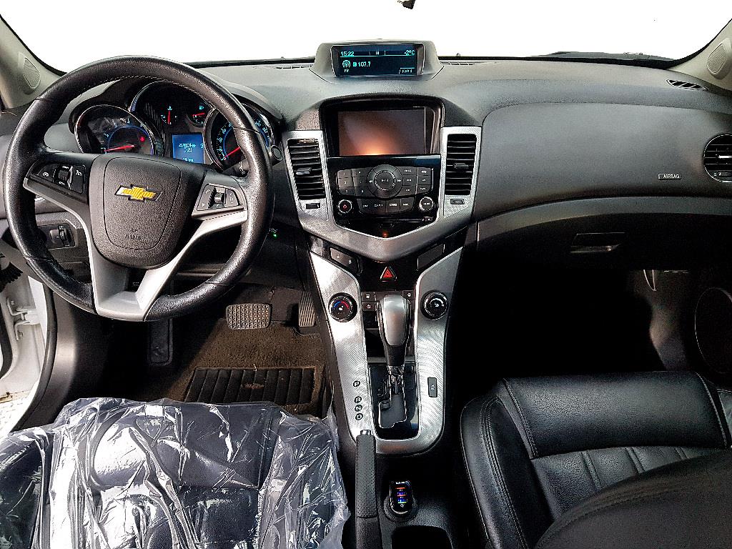 Chevrolet Cruise - Vista 5