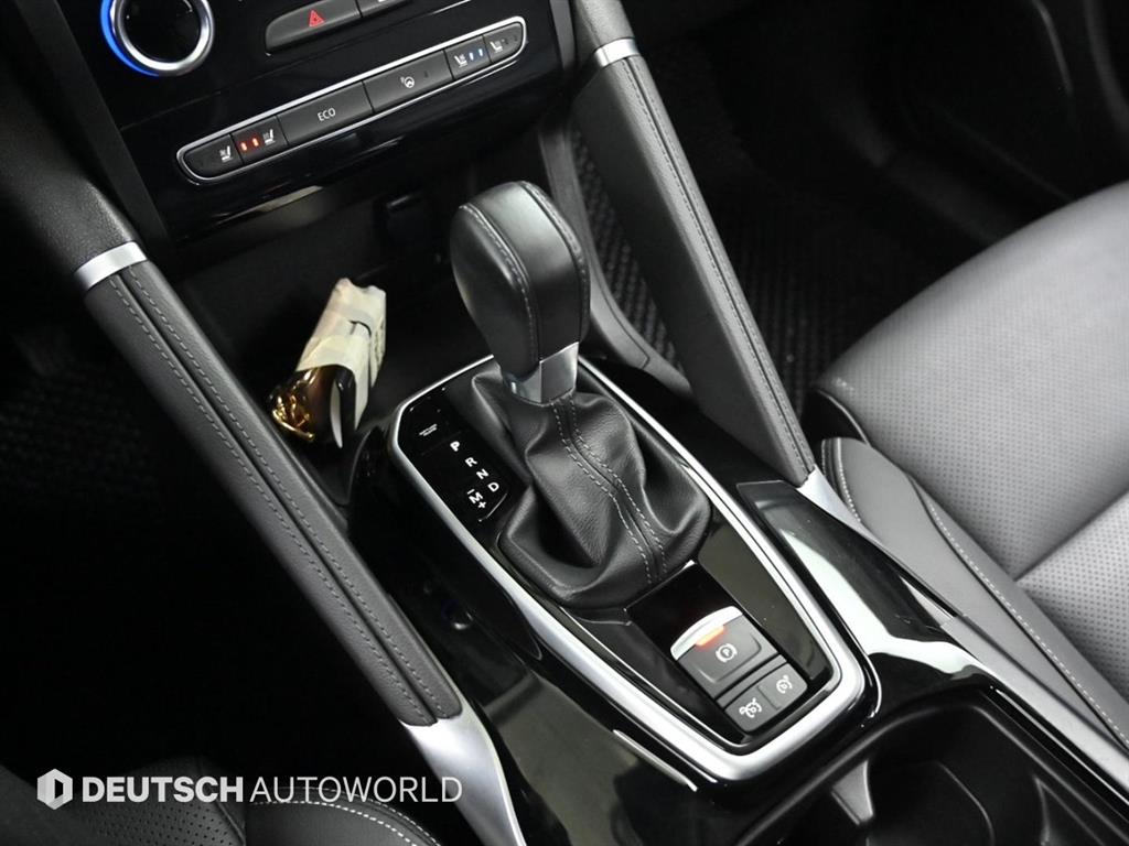 SAMSUNG QM6 - Vista 9