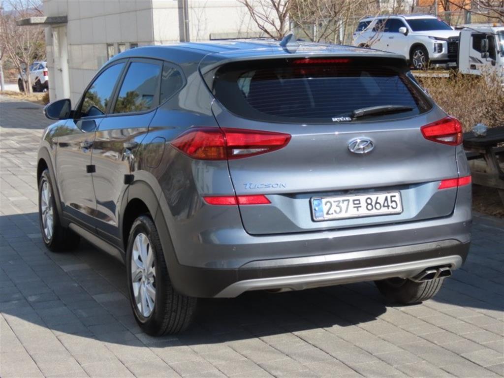 HYUNDAI Tucson - Vista 7